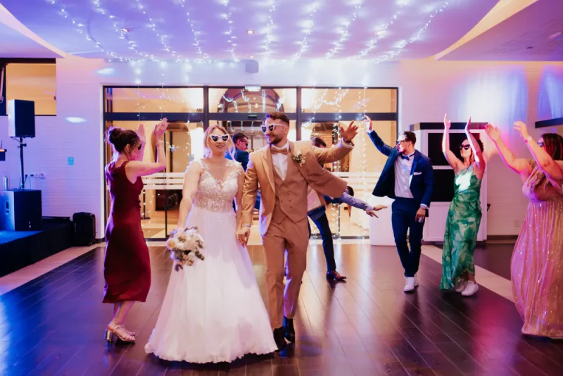 Mariage au au Château de Clairvans dans le Jura