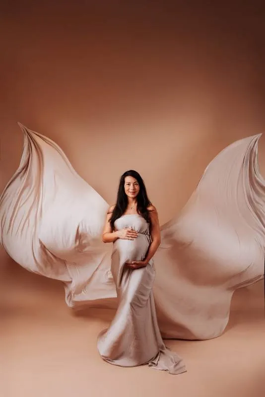 Séance photo femme enceinte en studio à Besançon, Besançon, TAILS PHOTOGRAPHIE
