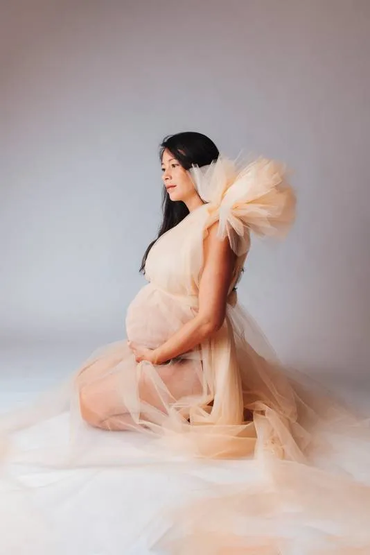 Séance photo femme enceinte en studio à Besançon, Besançon, TAILS PHOTOGRAPHIE