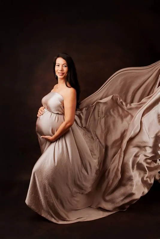 Séance photo femme enceinte en studio à Besançon, Besançon, TAILS PHOTOGRAPHIE