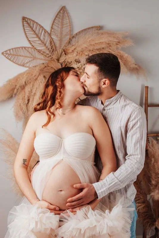 Shooting photo grossesse en couple à Besançon, Besançon, TAILS PHOTOGRAPHIE