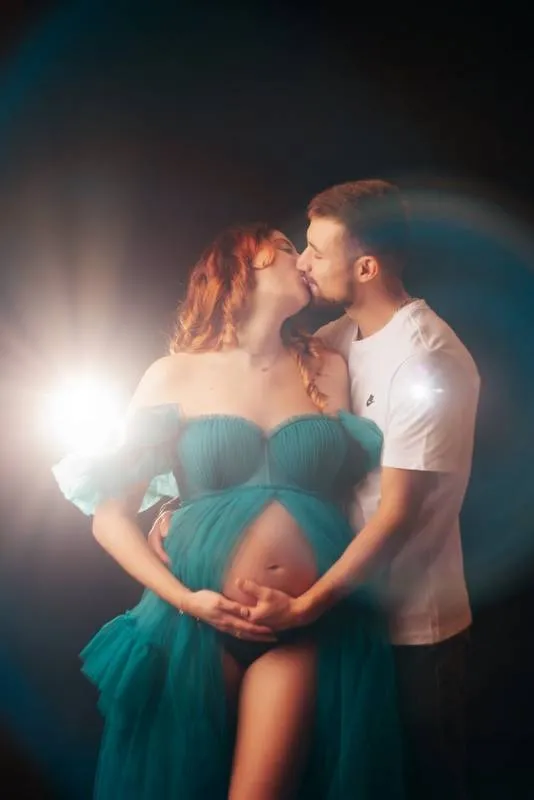 Shooting photo grossesse en couple à Besançon, Besançon, TAILS PHOTOGRAPHIE