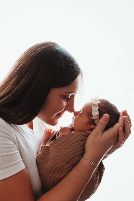 Shooting photo naissance en studio à Besançon