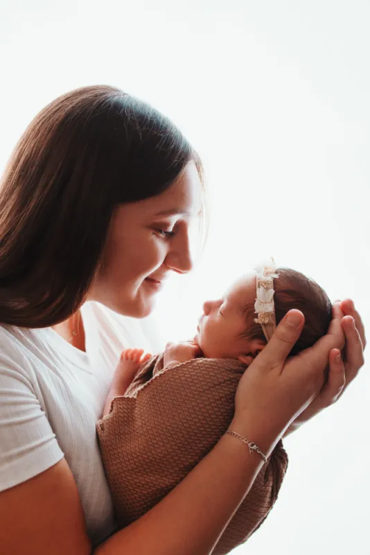 Shooting photo naissance en studio à Besançon