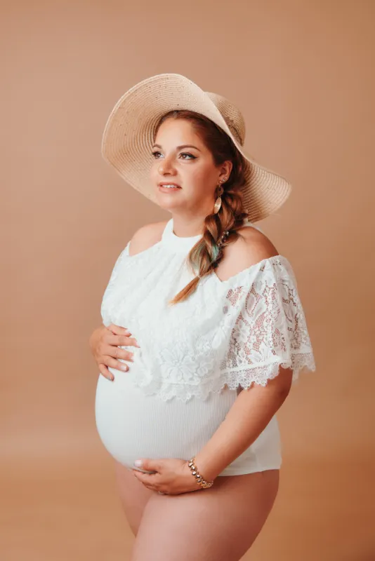 Shooting photo grossesse en studio à Besançon