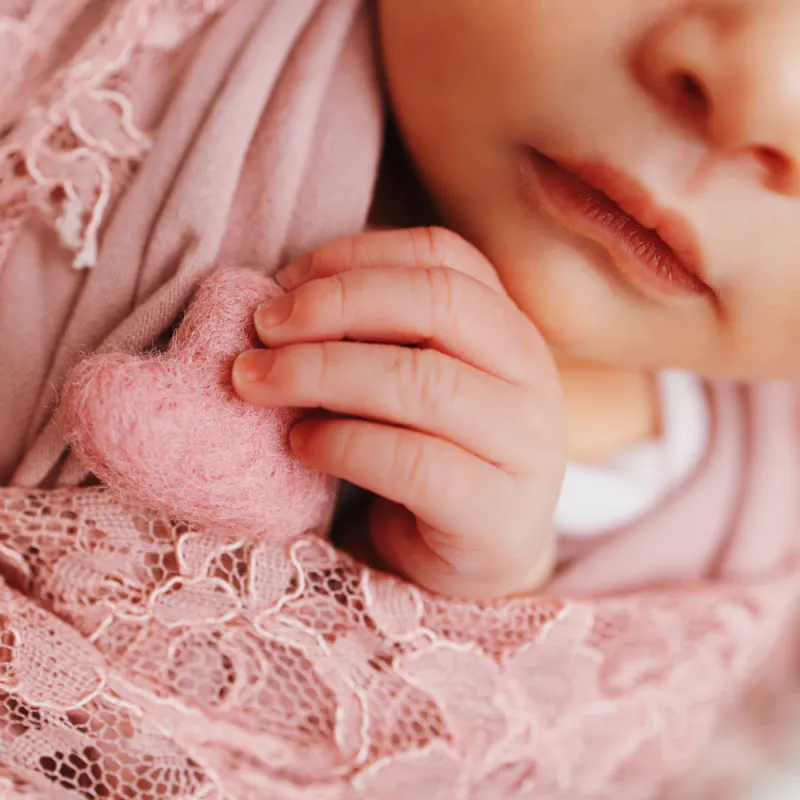 Shooting photo naissance en studio à Besançon