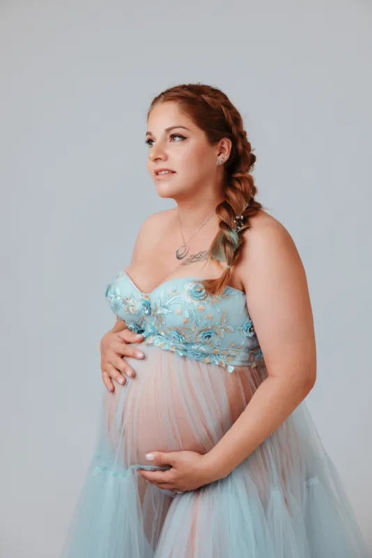 Shooting photo grossesse en studio à Besançon