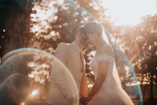 Photographe professionnelle de mariage au Domaine du château Fleuri à Vesoul, Besançon, TAILS PHOTOGRAPHIE