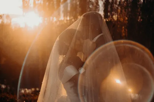 Photographe professionnelle de mariage à Besançon, Besançon, TAILS PHOTOGRAPHIE