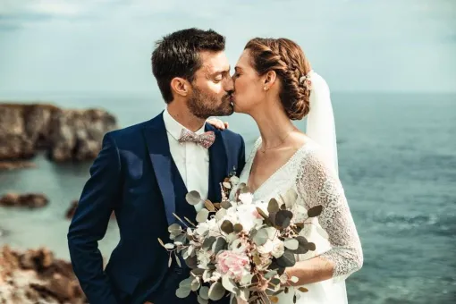 Photographe professionnelle mariage en Pays de la Loire, Besançon, TAILS PHOTOGRAPHIE