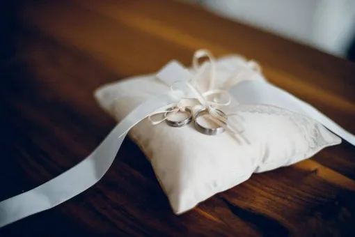 Photographe professionnelle Mariage en Suisse près d'Yverdon-les-Bains, Besançon, TAILS PHOTOGRAPHIE