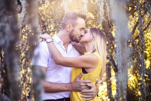 Photographe professionnelle séance photo couple à Besançon, Besançon, TAILS PHOTOGRAPHIE