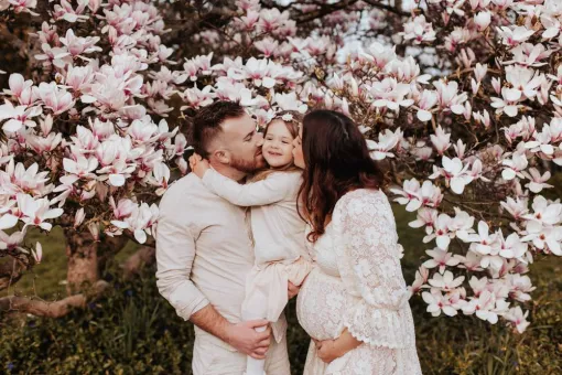 Photographe pour séance photo en famille fleurie à Besançon, Besançon, TAILS PHOTOGRAPHIE