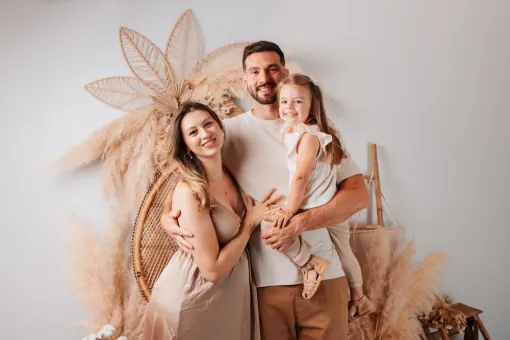  Photographe professionnelle shooting grossesse en famille en studio à Besançon, Besançon, TAILS PHOTOGRAPHIE