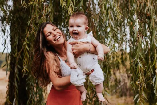 Photographe professionnelle shooting photo famille à Besançon, Besançon, TAILS PHOTOGRAPHIE