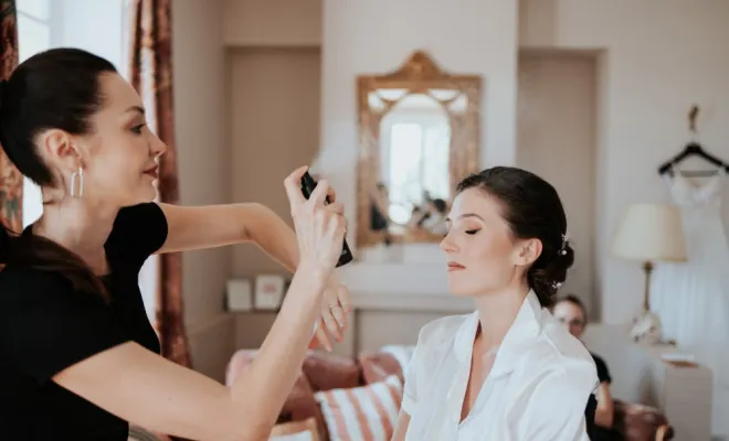 Photographe de mariage au Château de Saint Loup Nantoire à Gray, Besançon, TAILS PHOTOGRAPHIE