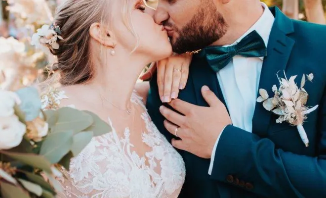 Photographe professionnelle de mariage au Moulin de la Mangue en Haute-Saône, Besançon, TAILS PHOTOGRAPHIE