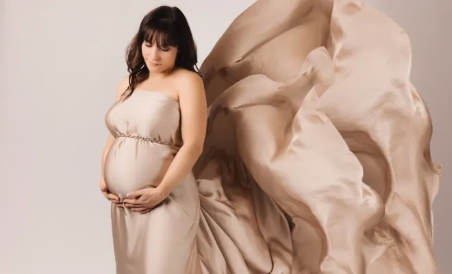 Photographe pour shooting grossesse glamour en studio à Besançon, Besançon, TAILS PHOTOGRAPHIE