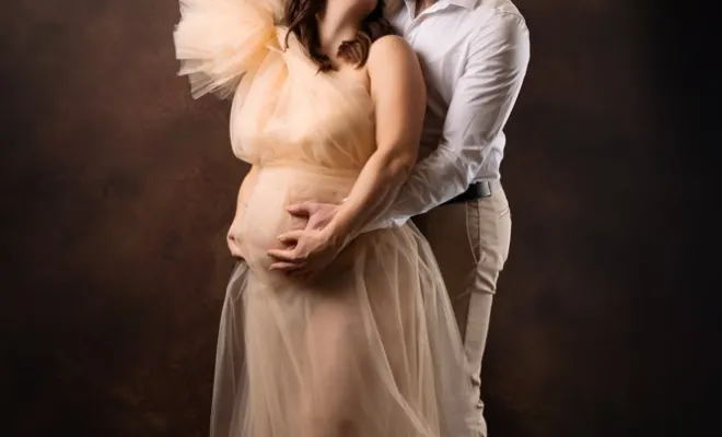 Photographe pour shooting grossesse glamour en studio à Besançon, Besançon, TAILS PHOTOGRAPHIE