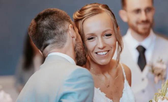 Photographe Professionnelle Spécialisée dans le Mariage – Reportage en Mairie – Franche-Comté, Besançon, TAILS PHOTOGRAPHIE