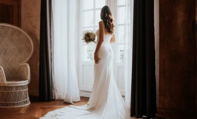 Photographe professionnelle de mariage réservations 2025 en Bourgogne Franche_Comté, Besançon, TAILS PHOTOGRAPHIE