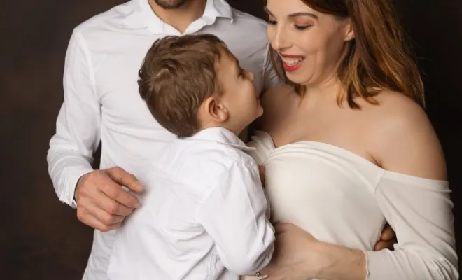 Photographe professionnelle Pack maternité votre shooting grossesse et votre shooting naissance à Besançon, Besançon, TAILS PHOTOGRAPHIE