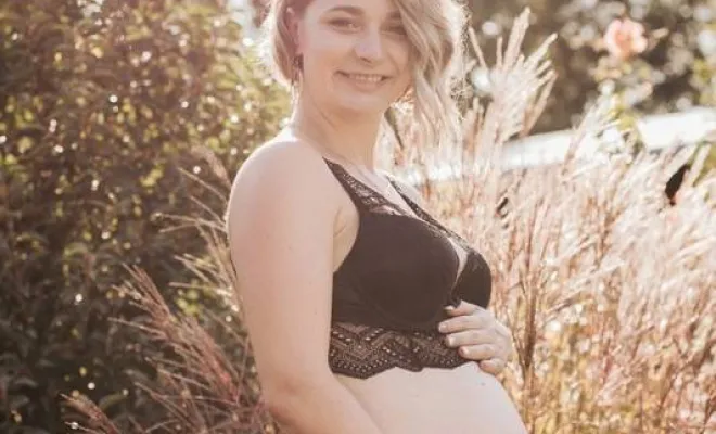 Photographe Besançon séance photo grossesse style rock, Besançon, TAILS PHOTOGRAPHIE