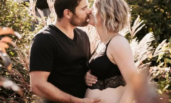 Photographe Besançon séance photo grossesse style rock, Besançon, TAILS PHOTOGRAPHIE