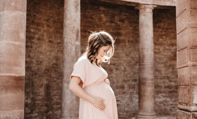 Photographe pour séance photo grossesse à Besançon, Besançon, TAILS PHOTOGRAPHIE