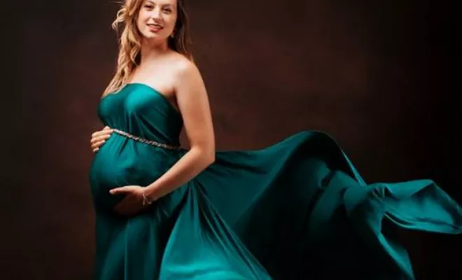 Photographe pour shooting photo grossesse en studio à Besançon, Besançon, TAILS PHOTOGRAPHIE