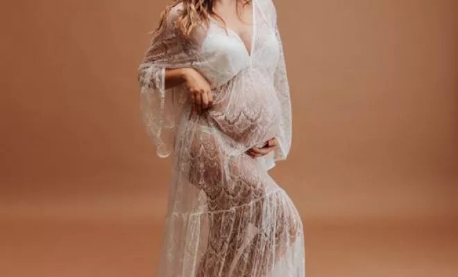 Photographe pour shooting photo grossesse en studio à Besançon, Besançon, TAILS PHOTOGRAPHIE