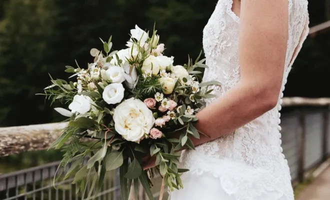 Photographe professionnelle de mariage à Pontarlier, Besançon, TAILS PHOTOGRAPHIE