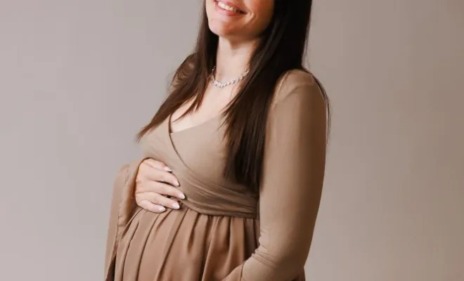 Photographe professionnelle grossesse bohème en studio à Besançon, Besançon, TAILS PHOTOGRAPHIE