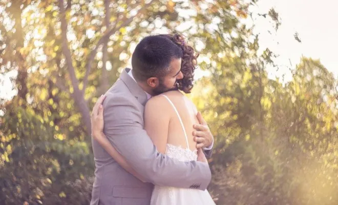 Photographe professionnelle mariage à Pesmes près de Dole, Besançon, TAILS PHOTOGRAPHIE