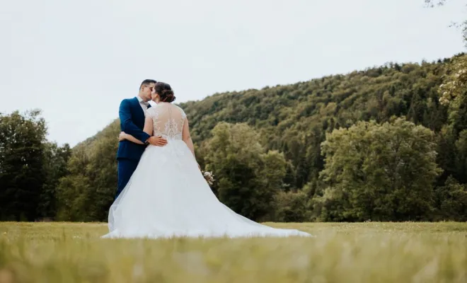 Photographe professionnelle de mariage dans le Jura, Besançon, TAILS PHOTOGRAPHIE
