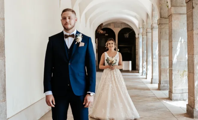 Photographe professionnelle de mariage en Franche-Comté découverte des mariés, Besançon, TAILS PHOTOGRAPHIE