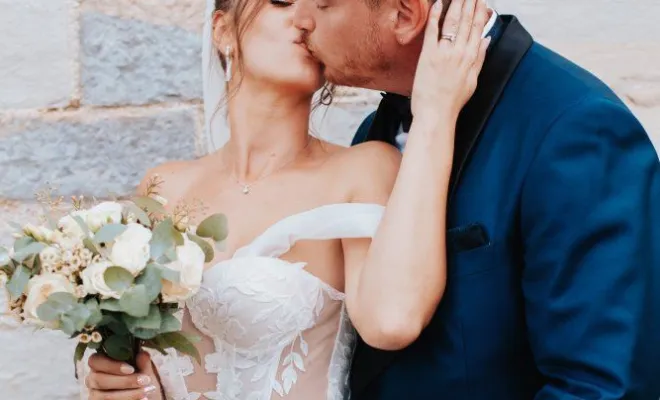 Photographe professionnelle de mariage aux Forges de Fraisans à Fraisans, Besançon, TAILS PHOTOGRAPHIE