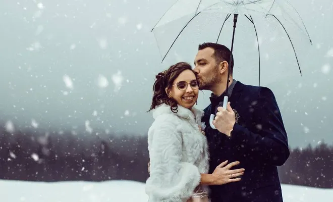 Photographe professionnelle mariage d'hiver dans le Jura, Besançon, TAILS PHOTOGRAPHIE