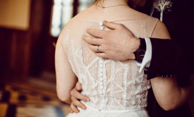 Photographe professionnelle mariage en hiver en Franche Comté, Besançon, TAILS PHOTOGRAPHIE