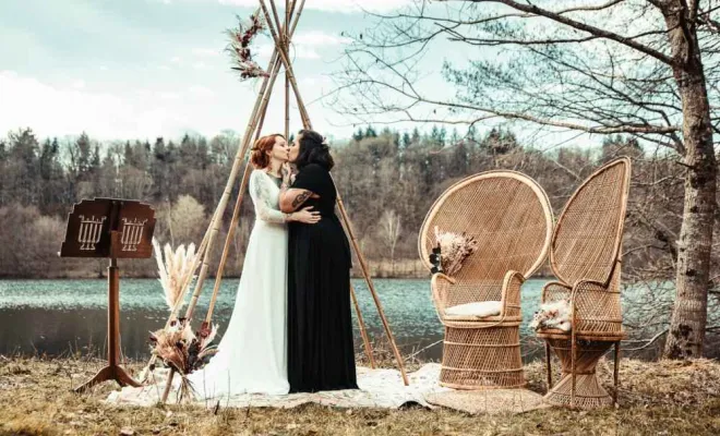 Photographe professionnelle mariage en pleine nature vers Besançon, Besançon, TAILS PHOTOGRAPHIE