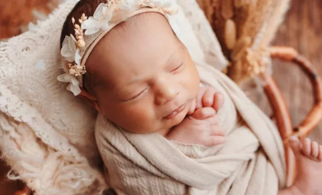 Photographe professionnelle pour photo de naissance Besançon, Besançon, TAILS PHOTOGRAPHIE