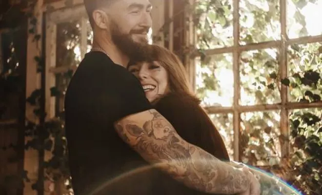 Photographe professionnelle séance photo couple à Besançon, Besançon, TAILS PHOTOGRAPHIE