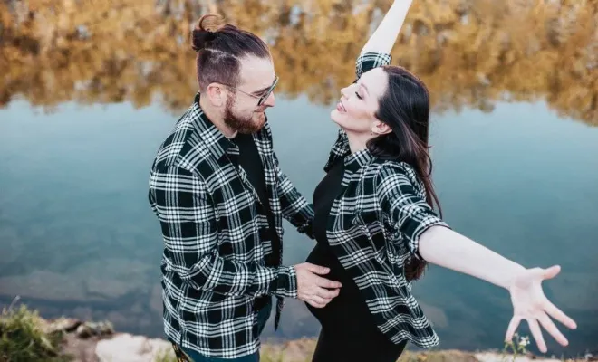 Photographe professionnelle séance photo grossesse à Besançon, Besançon, TAILS PHOTOGRAPHIE