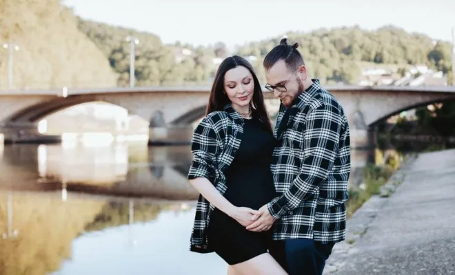 Photographe professionnelle séance photo grossesse à Besançon, Besançon, TAILS PHOTOGRAPHIE