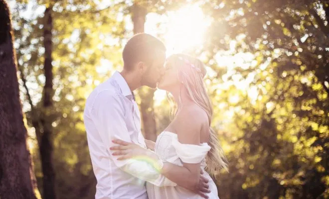 Photographe professionnelle séance photo grossesse en couple à Besançon, Besançon, TAILS PHOTOGRAPHIE