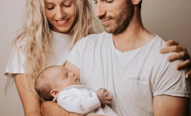 Photographe professionnelle séance photo naissance en studio à Besançon, Besançon, TAILS PHOTOGRAPHIE