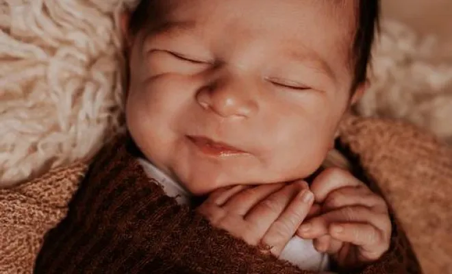 Photographe professionnelle séance photo naissance garçon à Besançon, Besançon, TAILS PHOTOGRAPHIE