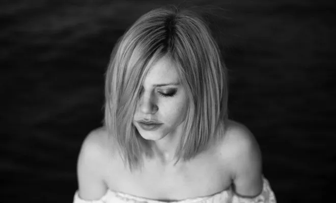 Photographe professionnelle séance photo portrait à Pontarlier, Besançon, TAILS PHOTOGRAPHIE