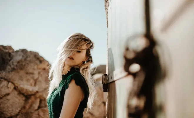 Photographe professionnelle séance photo portrait femme à Besançon, Besançon, TAILS PHOTOGRAPHIE