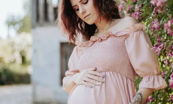 Photographe professionnelle shooting grossesse à Besançon, Besançon, TAILS PHOTOGRAPHIE